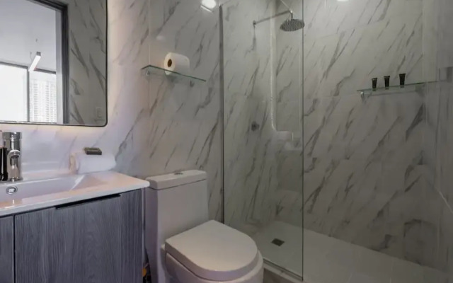 w Majestic 1BR w Beautiful View in Calle 50