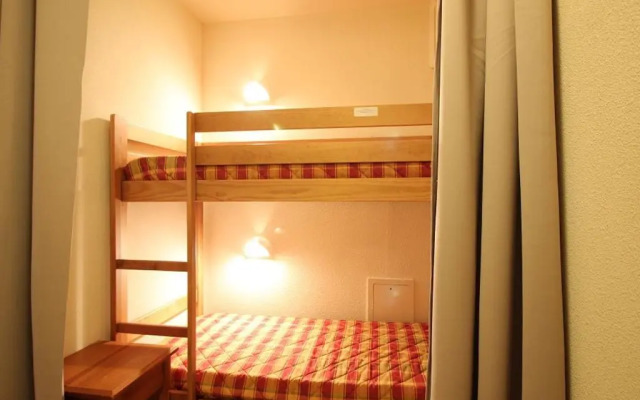 Appartement La Bourboule, 2 pièces, 5 personnes - FR-1-608-29