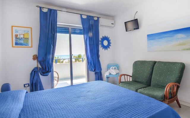 Stunning Apartment in Pozzallo With Wifi and 1 Bedrooms