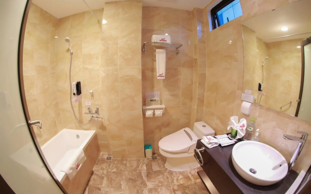 Momizi Business Hotel