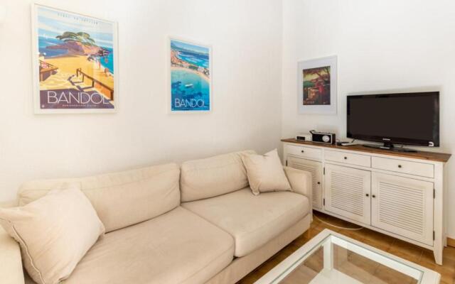 Nice Apt For 4 With Terrace And Pool