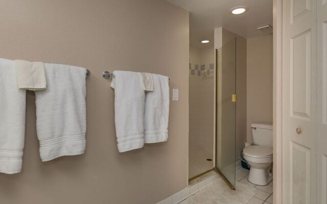 OC201 - Ocean Condo by RedAwning