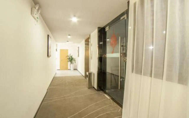 Youmihaoyoung Hotel (Wulingge Pedestrian Street)