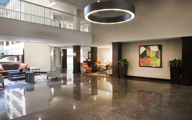 Embassy Suites by Hilton Philadelphia Airport