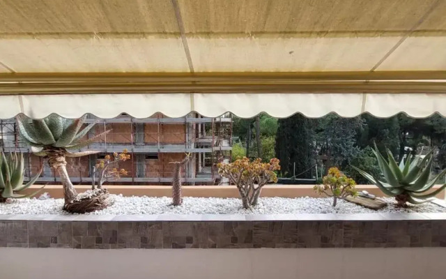 Ampio monolocale con terrazzo - a 2 passi dal mare