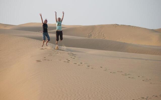 Sun 'n' Moon Hotel & Safari