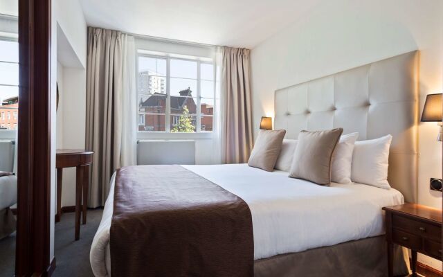 Melia White House Apartments