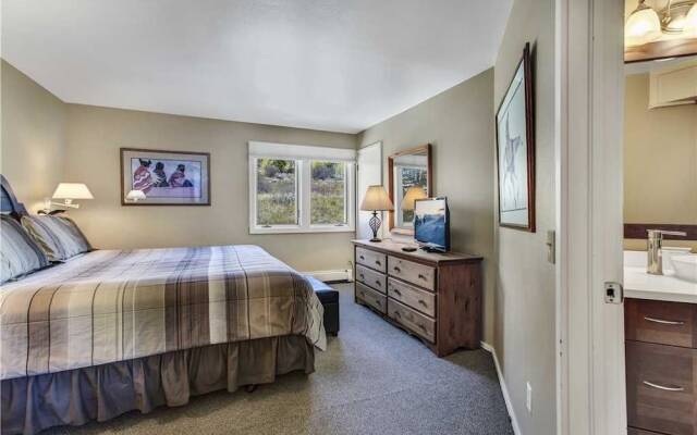 Woodbridge 19C - 2 Bedrooms Condo