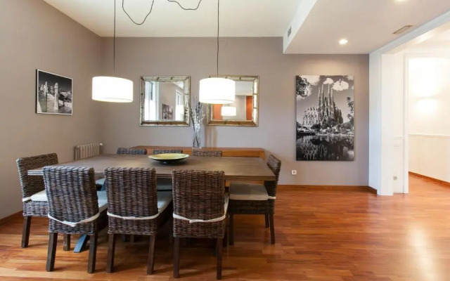 Serennia Apartamentos Ramblas Plaça Catalunya