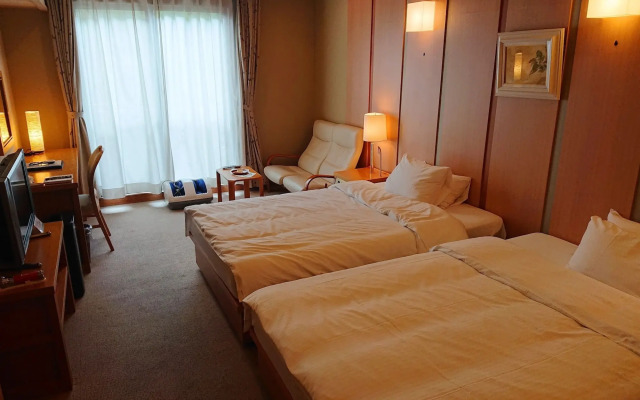 Kasuga Hotel