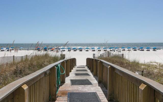 Admirals Quarters #1408