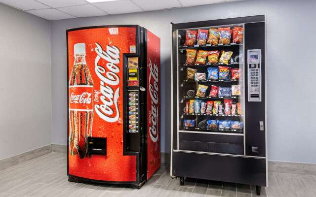 Quality Inn & Suites Lafayette I-65