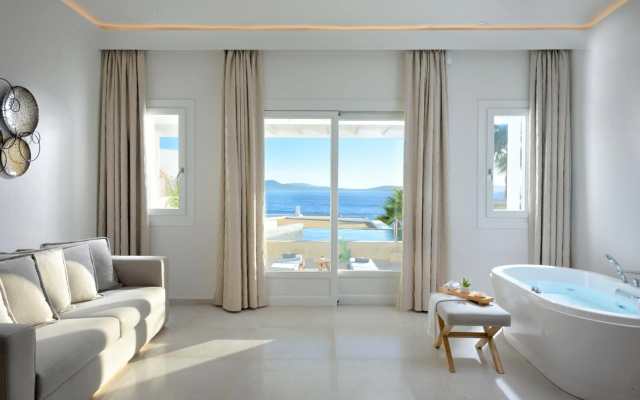 Anax Resort & Spa