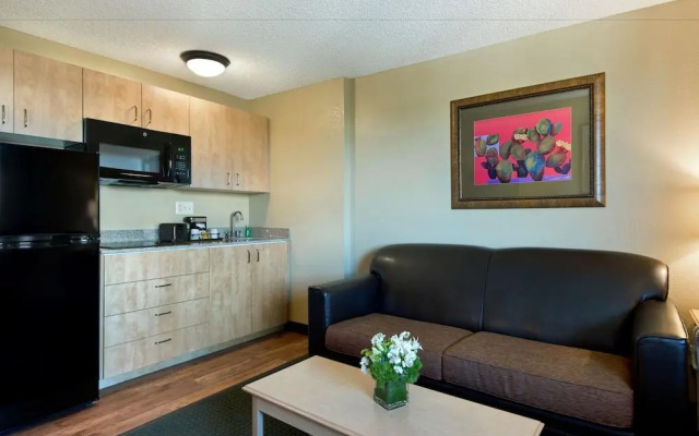 Oxford Inn & Suites Lancaster