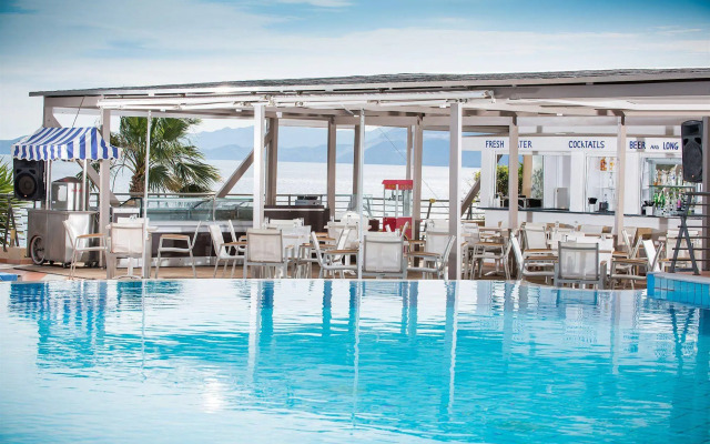 Blue Marine Resort & Spa