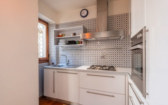 Venezia Terrace by Mmega