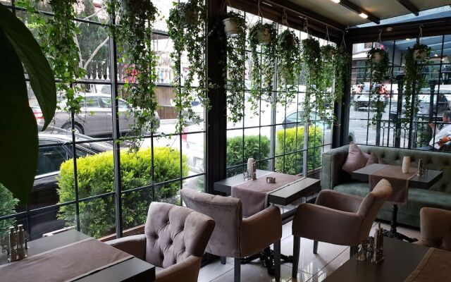 Home Boutique Hotel