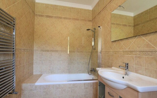 Spacious Villa With Private Pool and Stunning Views Near Iznájar