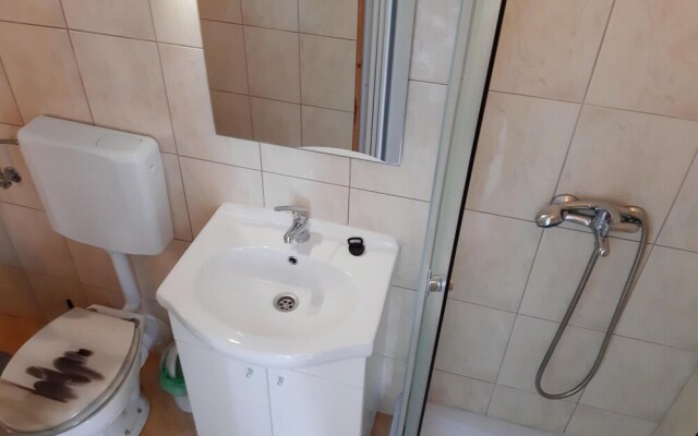 Beautiful Apartment in Senj With Wifi