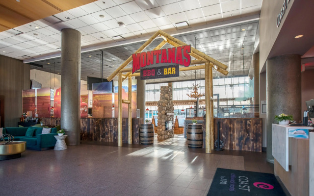 Coast Chilliwack Hotel by APA