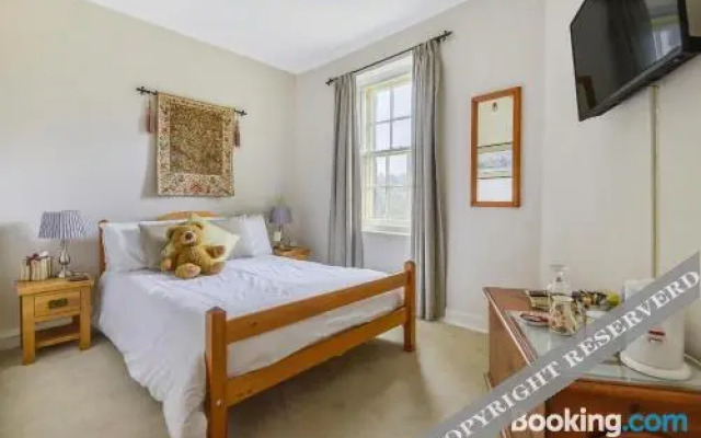 Roscrea Bed & Breakfast