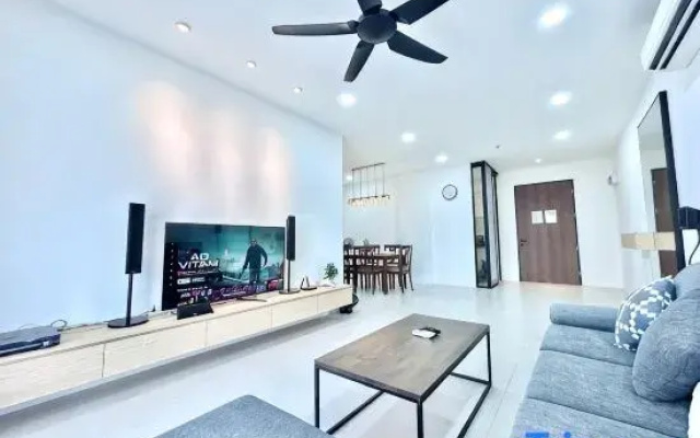 Jeff & Ricky Homestay@132 Doncaster Residence
