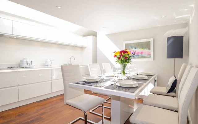 36 Sandend Village