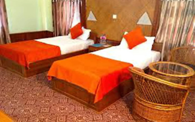 Dhampus Resort