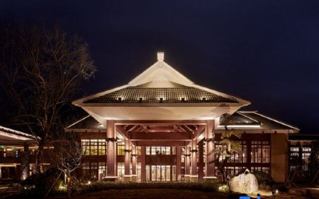 Lotus Hot Spring