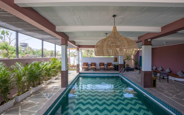 Casa Blanca LakeCity