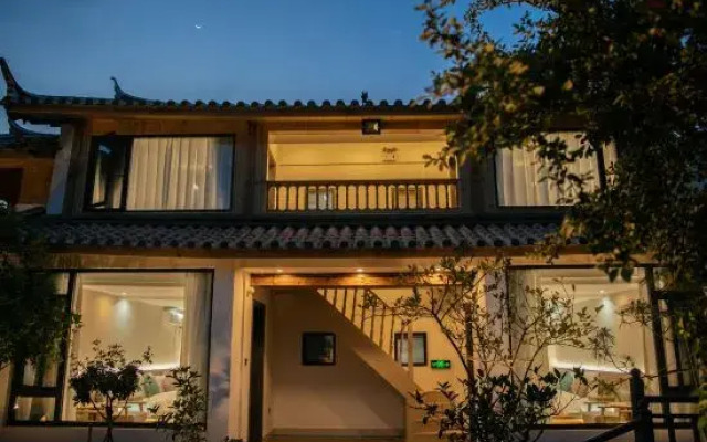 Bamboo Sea B&B (Sanyi International Airport Branch)