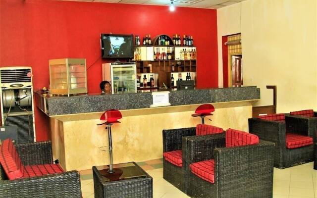 Damgrete Royal Hotel