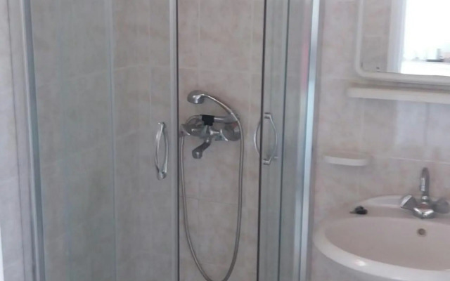 Giannis Studios Alykes