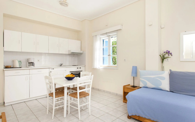 Daphne's Club Hotel Apartments
