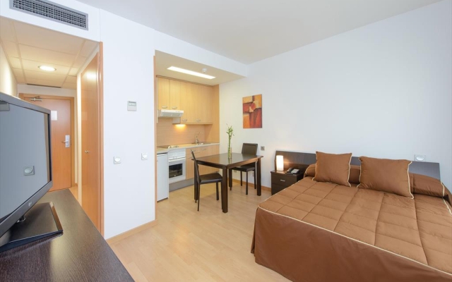 Madrid Airport Suites, Affiliated by Meliá