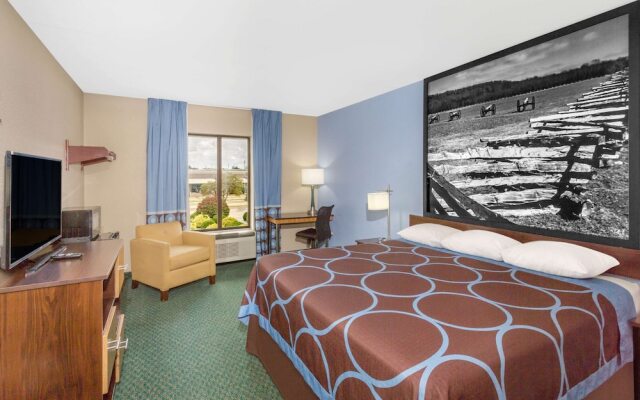 Travelodge Bentonville