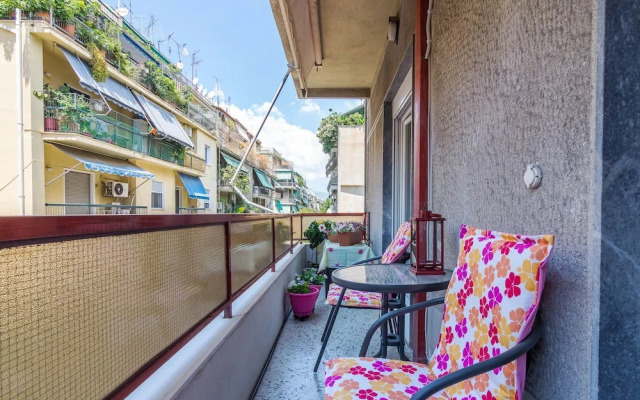 Adorable 2 Bedrooms Apartment in Athens