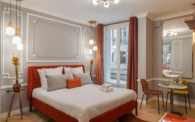 The Orange Haussmann