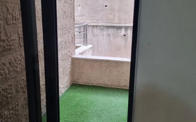 Charming Amman Apartment With Central AC and Wifi