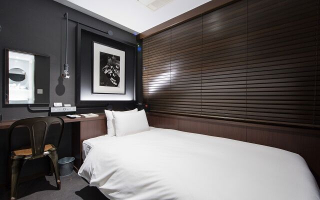 Rock Star Hotel