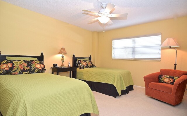 Gulf and Bay Club by Vtrips