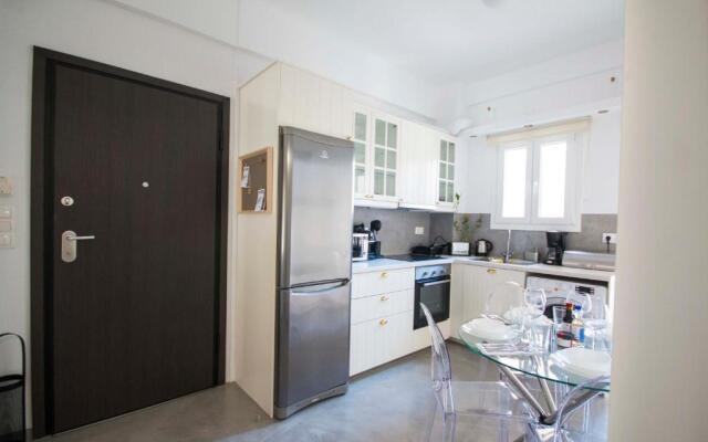 Marina s Luxury Apartment close to Acropolis