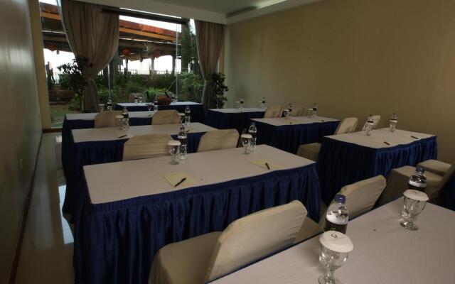 Makassar Golden Hotel
