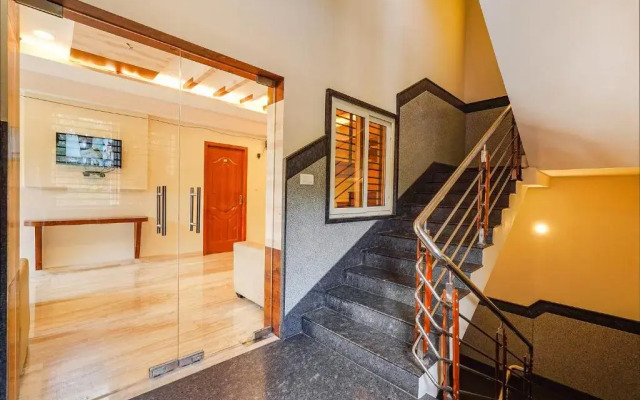 FabHotel Shakthi Suites