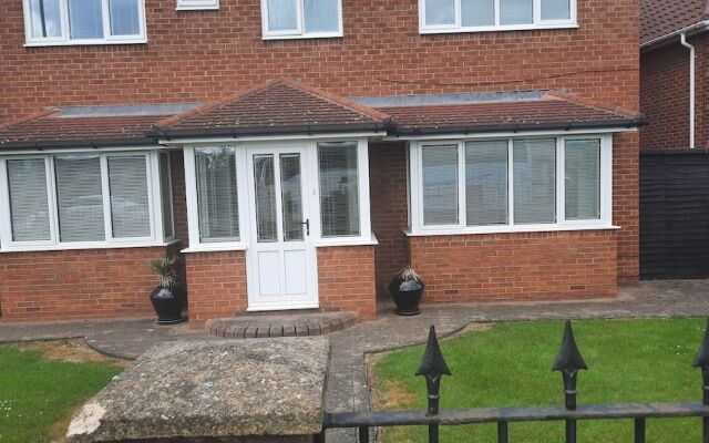 Impeccable 5-bed House in Stockton-on-tees