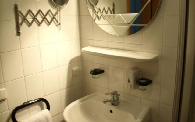 Restaurant & Landhotel Zum Niestetal