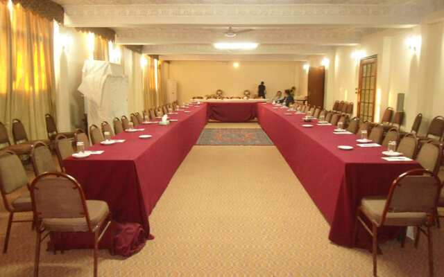 Hotel Mayfair Lahore