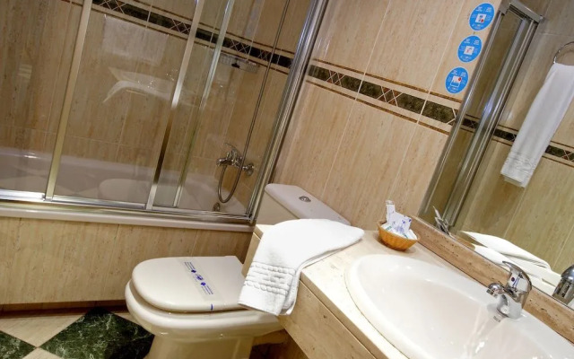 Hostal Sil & Serranos