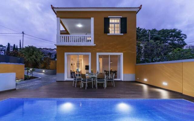 A Casa Amarela by An Island Apart
