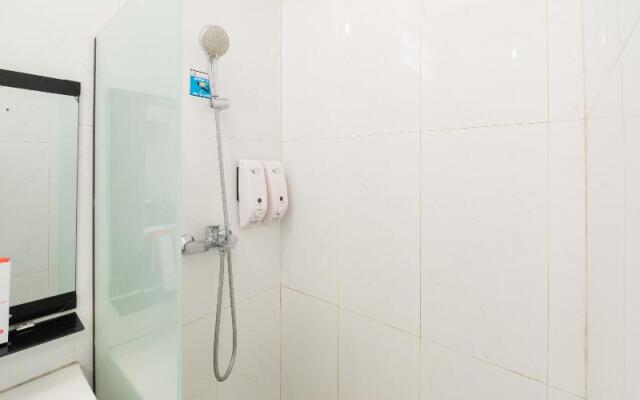 Sinergi Hotel Tretes by OYO Rooms